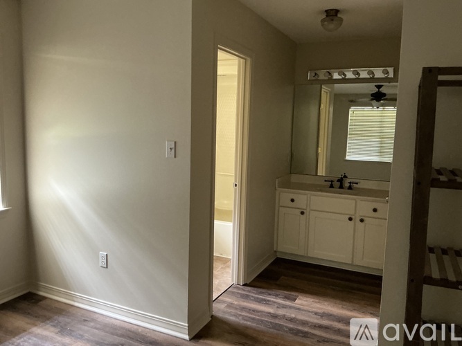 45 Elliott Road 4 Beds Single Family Home for Rent - Photo gallery 5