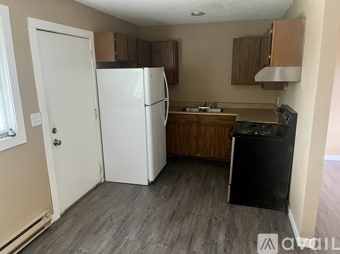 179 Glenwood Drive 1 Apartment for Rent - Photo gallery 1