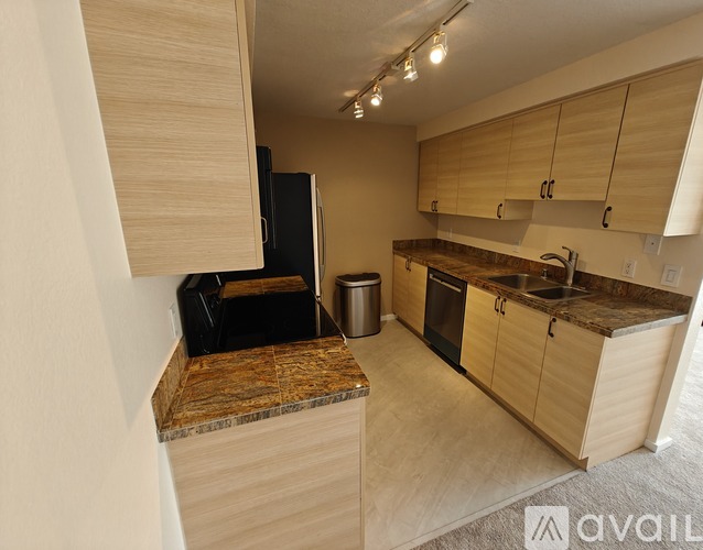 916 3rd Avenue 2 Beds Apartment for Rent - Photo gallery 5