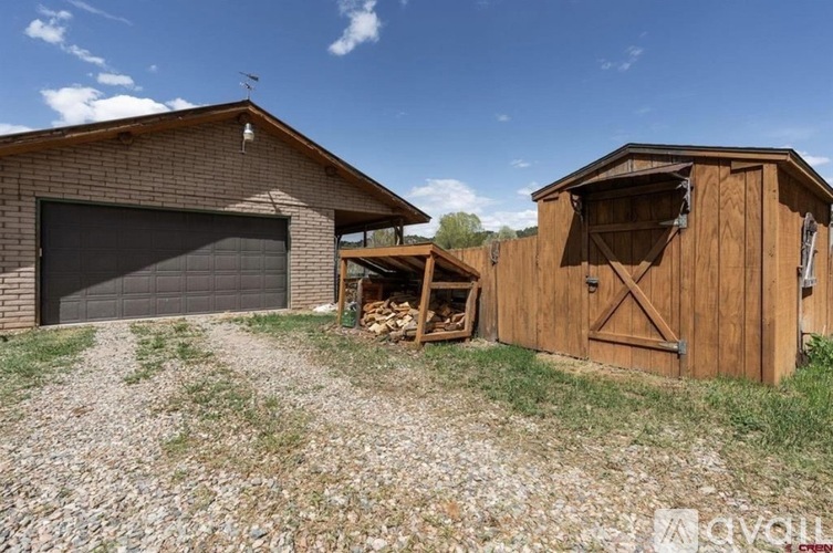 1215 County Road 216 3 Beds Single Family Home for Rent - Photo gallery 3