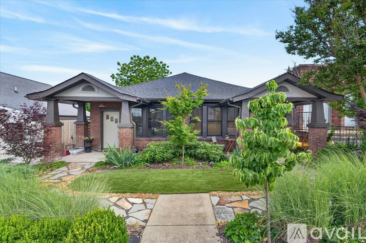 330 Main St 3 Beds Single Family Home for Rent - Photo gallery 1