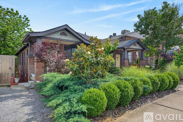 330 Main St 3 Beds Single Family Home for Rent - Photo gallery 2