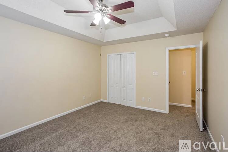 6839 Brachnell View Dr, 3 Beds Single Family Home for Rent - Photo gallery 2