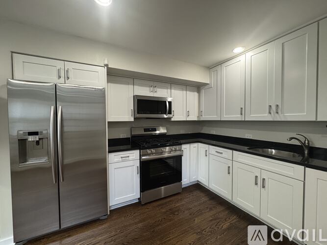1911 W Cortland St- CH 3 Beds Single Family Home for Rent - Photo gallery 5