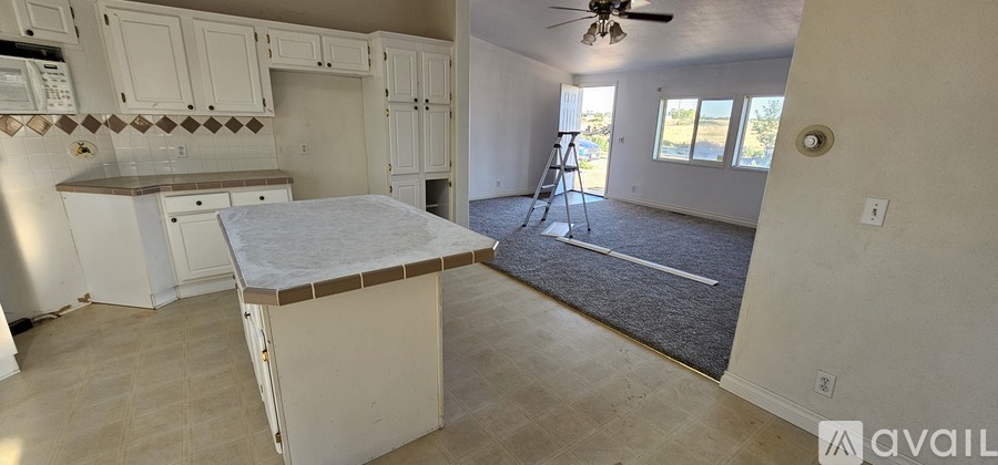 29170 Fisk Road 3 Beds Single Family Home for Rent - Photo gallery 3