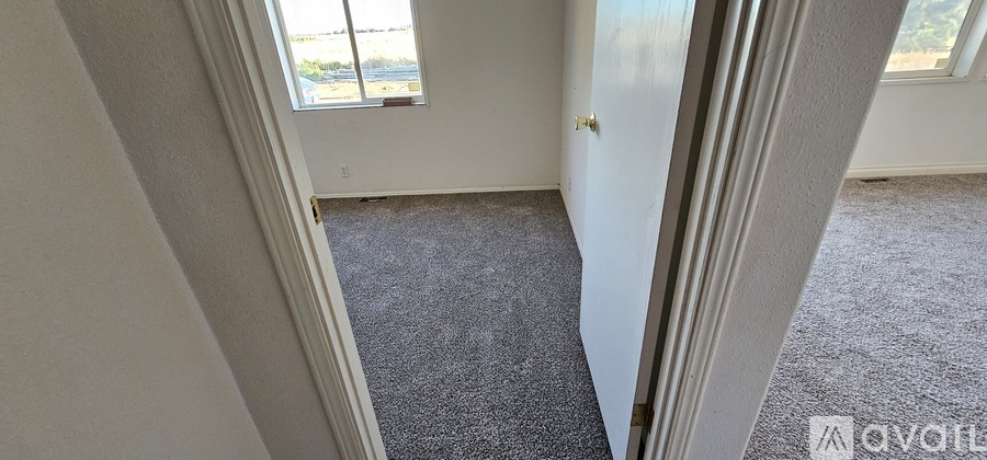29170 Fisk Road 3 Beds Single Family Home for Rent - Photo gallery 5