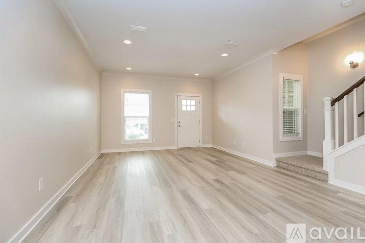 827 Ashland Place Dr 3 Beds Single Family Home for Rent - Photo gallery 5