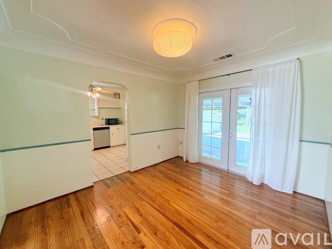 3021 Oleander Ave 2 Beds Single Family Home for Rent - Photo gallery 5