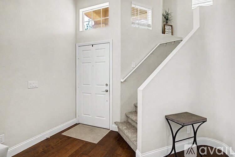 2025 Shining Feather Ln 4 Beds Single Family Home for Rent - Photo gallery 5