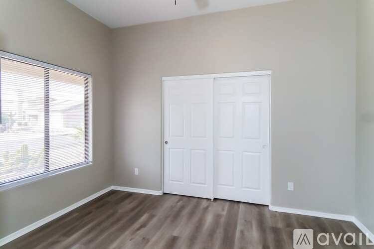 14466 N 87th Dr 3 Beds Single Family Home for Rent - Photo gallery 5
