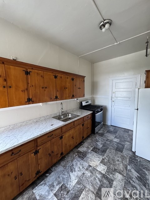 1118 Grove Ave 3 Beds Apartment for Rent