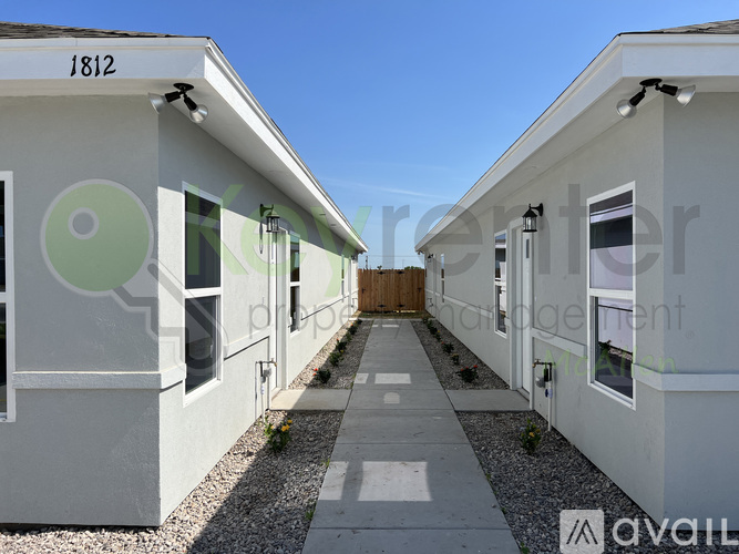 1812 Redbud Ln 2 Beds Single Family Home for Rent - Photo gallery 2