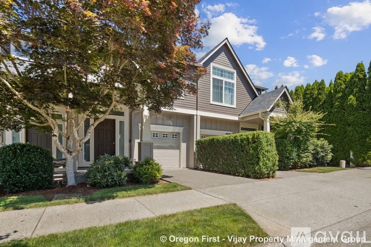 17147 SW Berkeley Ln 3 Beds Single Family Home for Rent - Photo gallery 2
