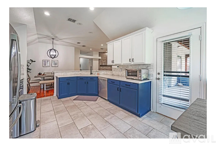 8309 Green Ash Drive 3 Beds Single Family Home for Rent - Photo gallery 2