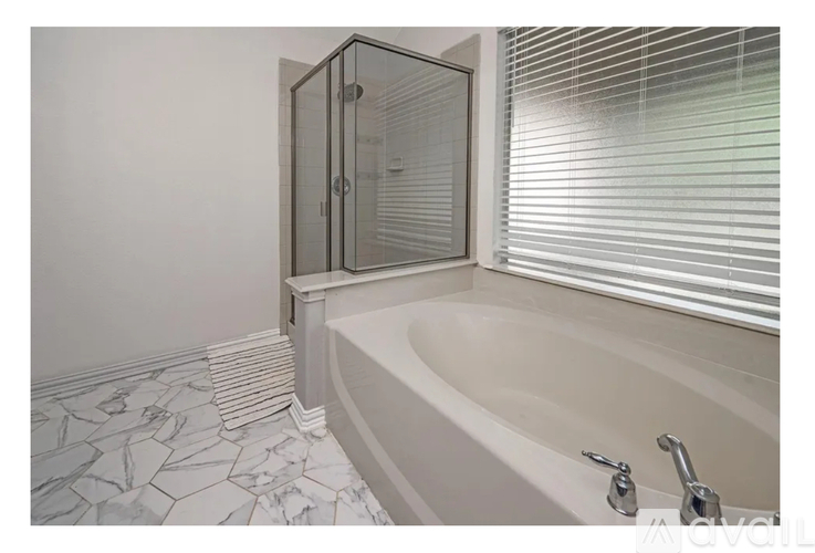 8309 Green Ash Drive 3 Beds Single Family Home for Rent - Photo gallery 3