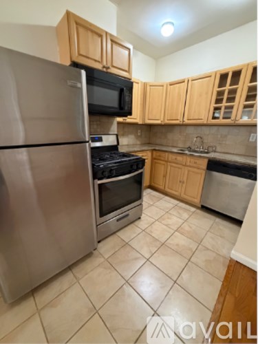233 Barrow St 2 Beds Apartment for Rent
