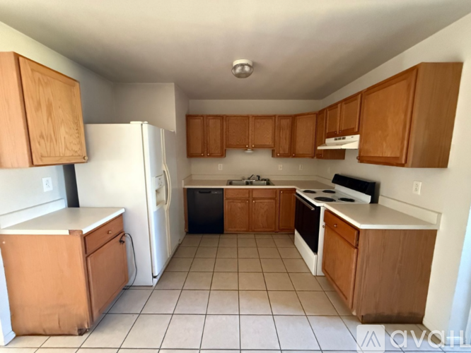 2813 Cantabrian Dr 2 Beds Apartment for Rent - Photo gallery 2