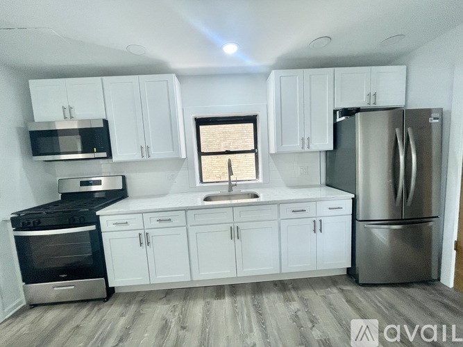 14 Rich Ave 2 Beds Apartment for Rent - Photo gallery 3