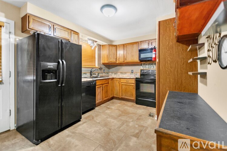 374 Treeland Drive 3 Beds Single Family Home for Rent - Photo gallery 1
