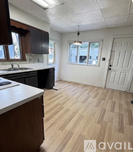 915 West Douglas Street 3 Beds Townhouse for Rent - Photo gallery 4