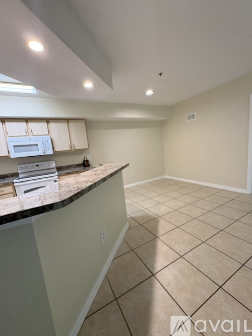 738 Crest Pines Drive 2 Beds Condo for Rent - Photo gallery 5