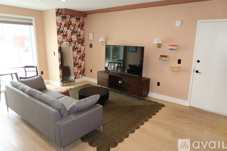 1312 13th Street Northwest 1 Condo for Rent - Photo gallery 2