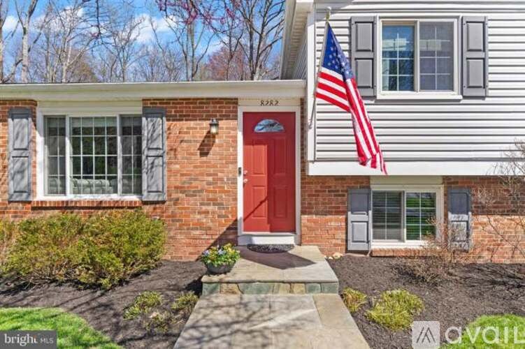 8282 Morning Dew Court 3 Beds Single Family Home for Rent - Photo gallery 3
