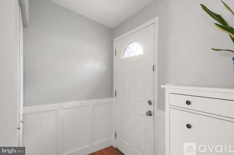 8282 Morning Dew Court 3 Beds Single Family Home for Rent - Photo gallery 4