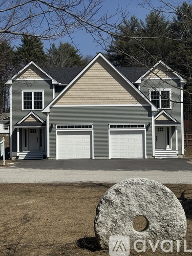 14 Harvest Hill Lane 3 Beds Condo for Rent - Photo gallery 3