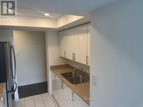 409 - 5 ROWNTREE ROAD 2 Beds Apartment for Rent