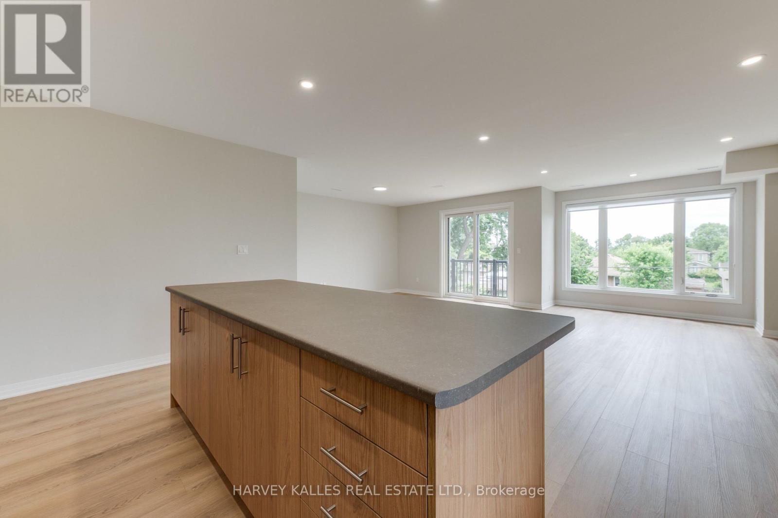 2 bedroom apartment - 2 - 165 SPALDING ROAD 2, Toronto (Downsview-Roding-CFB) 5