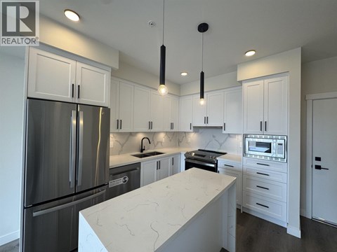 12143 223 STREET 1 Apartment for Rent