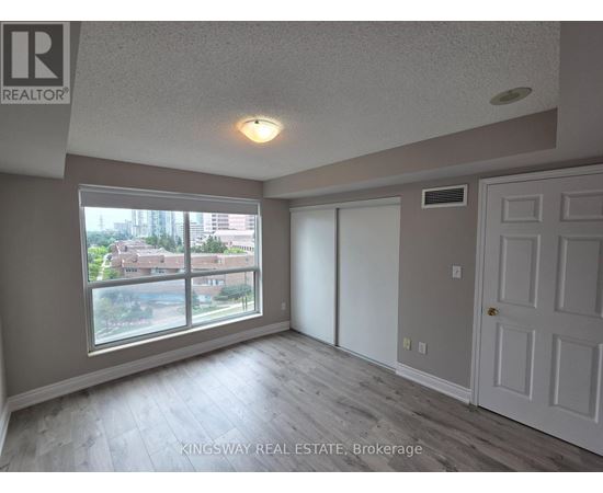 812 - 7 LORRAINE AVENUE 3 Beds Apartment, Condo, Home for Rent - Photo gallery 2