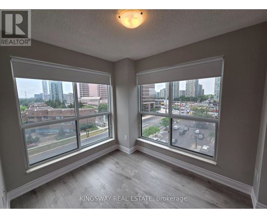 812 - 7 LORRAINE AVENUE 3 Beds Apartment, Condo, Home for Rent - Photo gallery 4