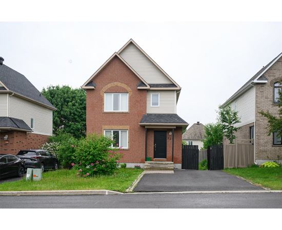 237 Rue de l'Atmosphère 3 Beds House for Rent - Photo gallery 1