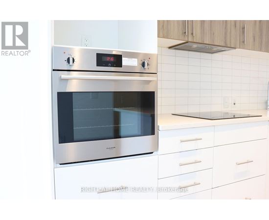 803 - 181 KING STREET S 2 Beds Apartment, Condo, Home for Rent - Photo gallery 5