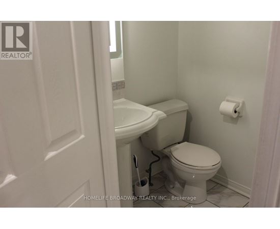 1240 BANTHAM STREET 4 Beds House for Rent - Photo gallery 4