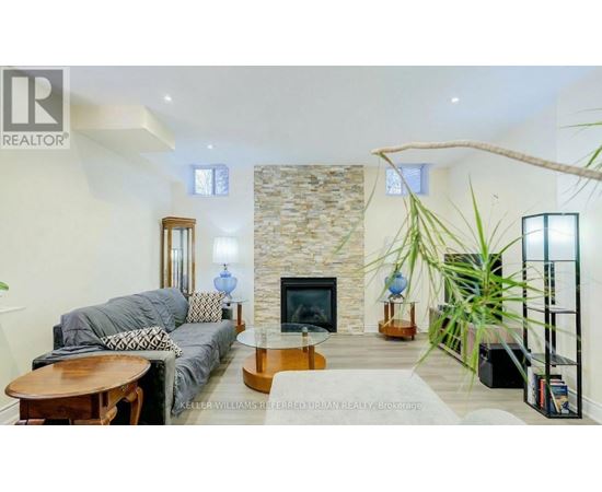 BSMT - 161 VANDA DRIVE 3 Beds House for Rent - Photo gallery 2