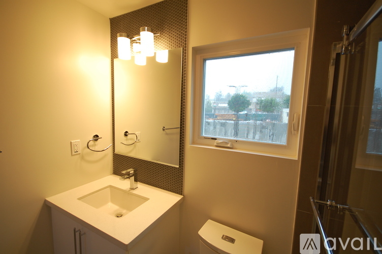 648 N Serrano Ave 3 Beds Townhouse for Rent - Photo gallery 5