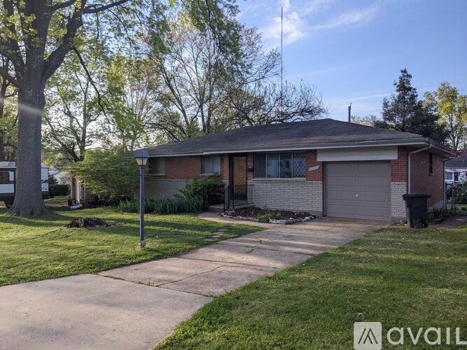 6343 MacKenzie Ct 3 Beds Single Family Home for Rent - Photo gallery 1