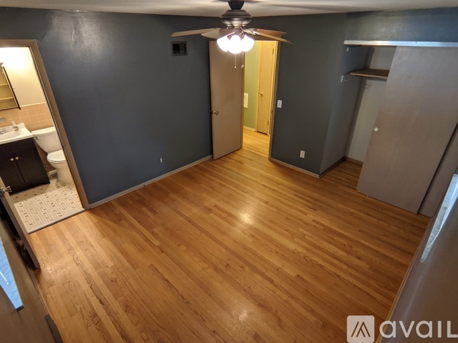 6343 MacKenzie Ct 3 Beds Single Family Home for Rent - Photo gallery 3