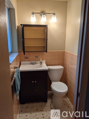 6343 MacKenzie Ct 3 Beds Single Family Home for Rent - Photo gallery 4