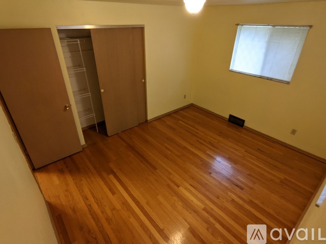 6343 MacKenzie Ct 3 Beds Single Family Home for Rent - Photo gallery 5