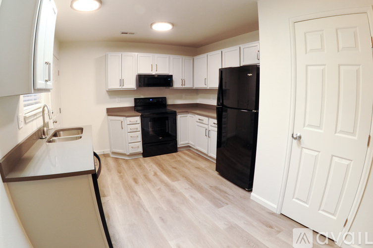 716 Yale Place 2 Beds Apartment for Rent - Photo gallery 5