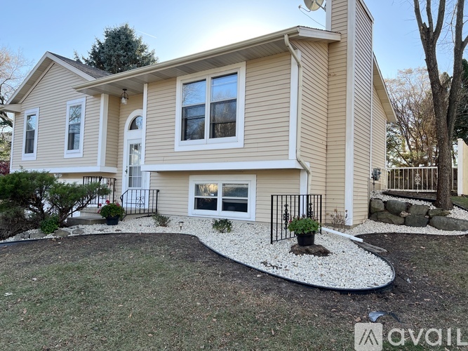 25 Jacobs Court 3 Beds Single Family Home for Rent - Photo gallery 2