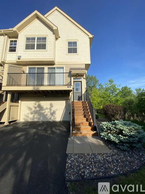 4665 Victor Path 2 Beds Townhouse for Rent - Photo gallery 1