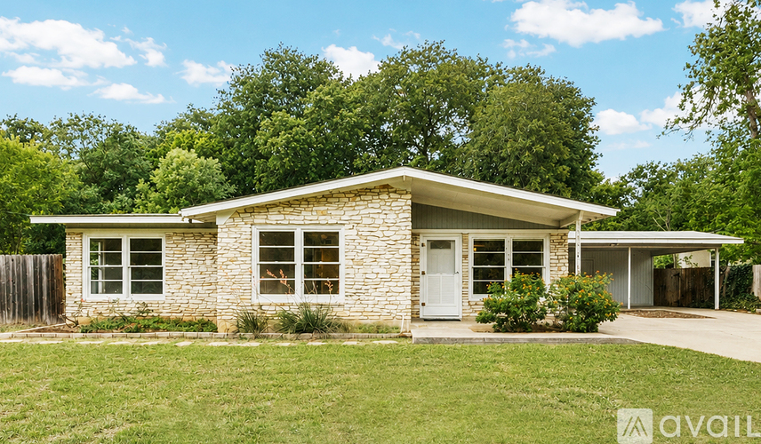 11504 Oakwood Drive 3 Beds Single Family Home for Rent - Photo gallery 1