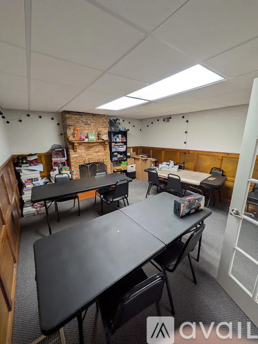 211 W Main St Studio Apartment for Rent - Photo gallery 3