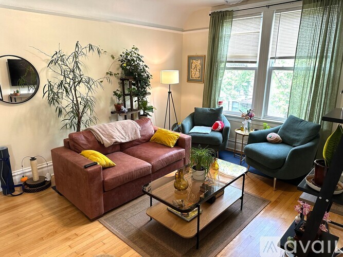 1439 W Foster Ave 1 Apartment for Rent - Photo gallery 2