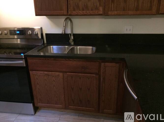 119 East Mifflin Street 3 Beds Apartment for Rent - Photo gallery 4